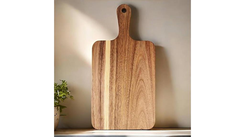 acacia wood cutting board