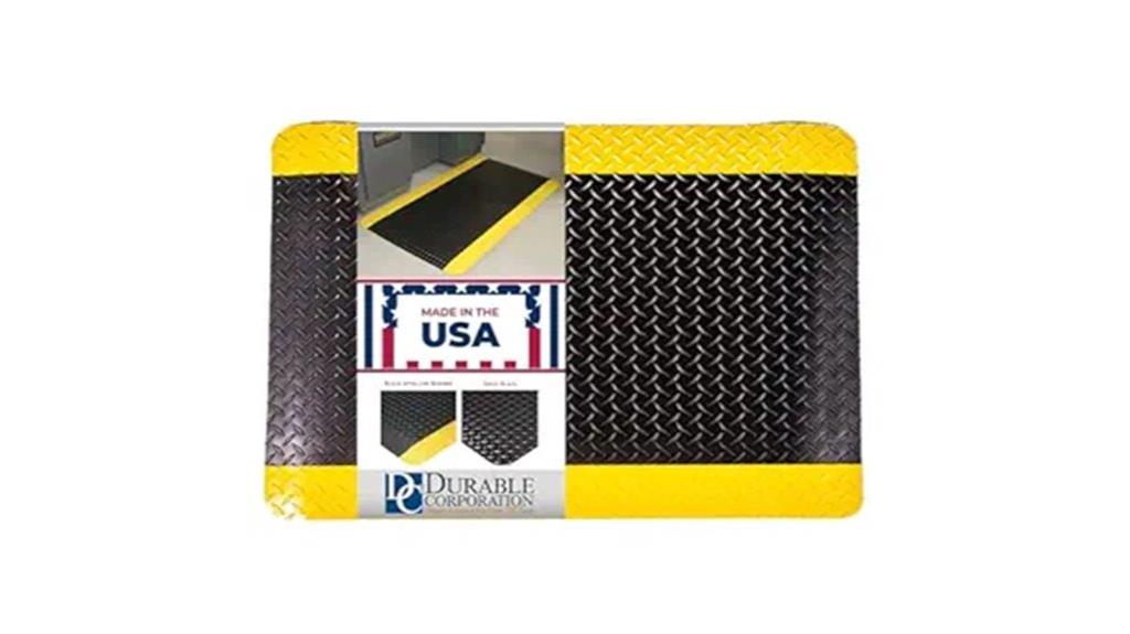 black yellow border mat